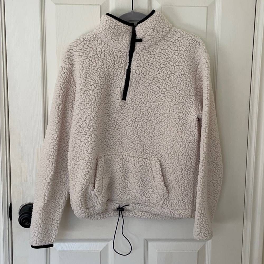 Fleece pullover